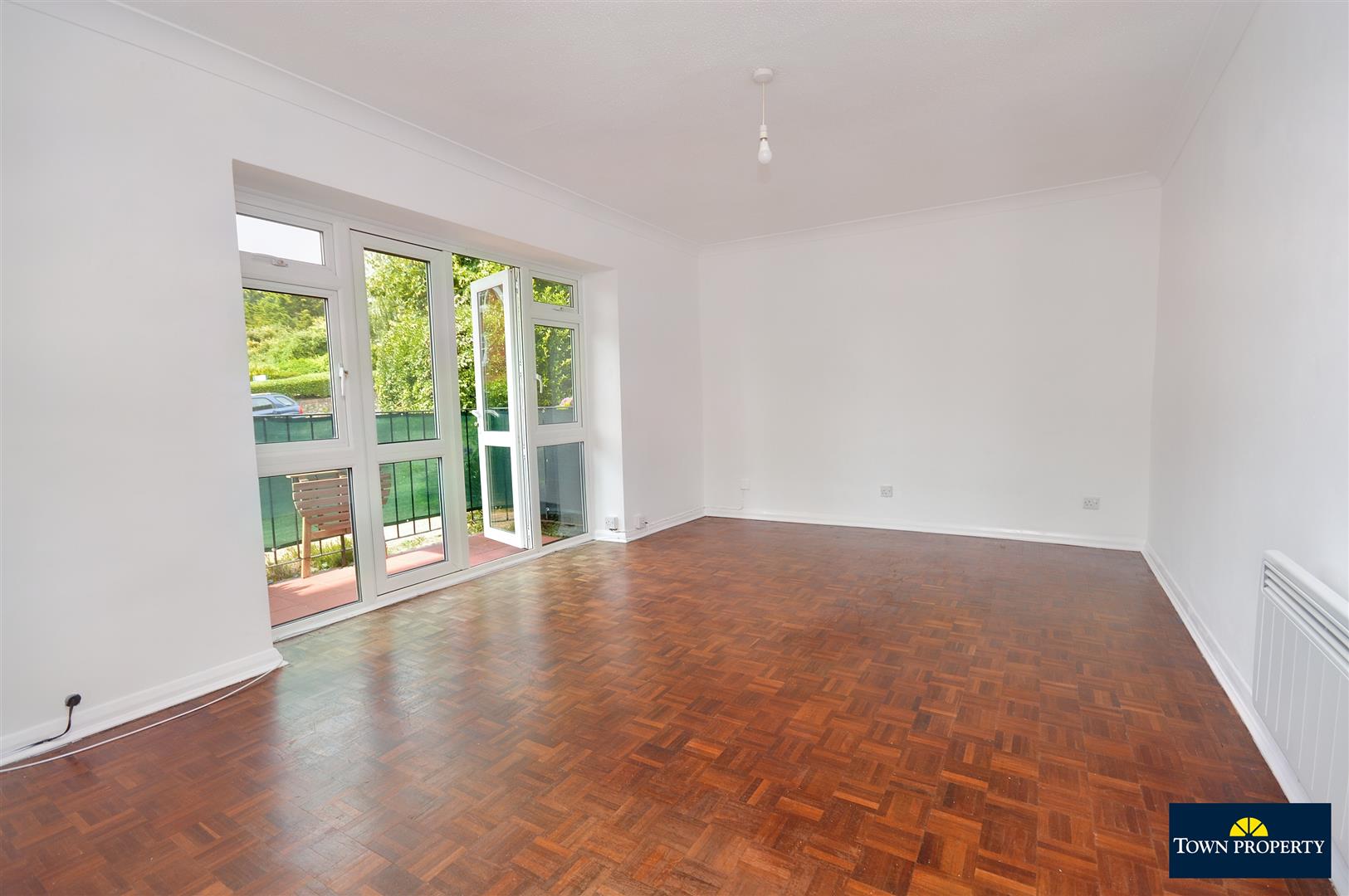 Property Details for St. Annes Road Eastbourne BN21 2HH Town